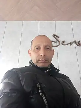 Snapshot of locotronalo chatting on 27, 9, 2025 locotronalo online show from 27, 9, 2025