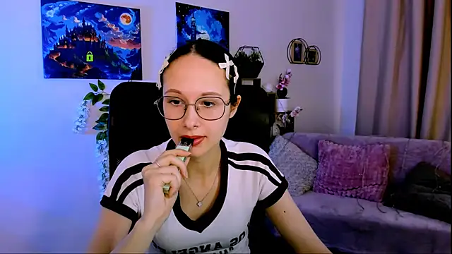 Snapshot of mona_cloud chatting on 21, 7, 2026 mona cloud online show from 21, 7, 2026