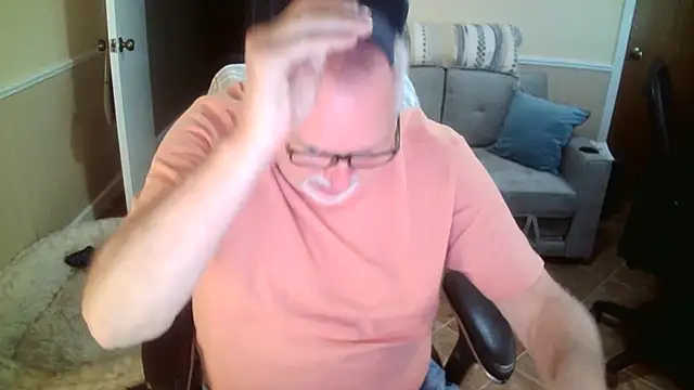 superbearboss online show from 10, 4, 2026