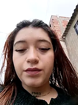 Karina Leon online show from 5, 12, 2025