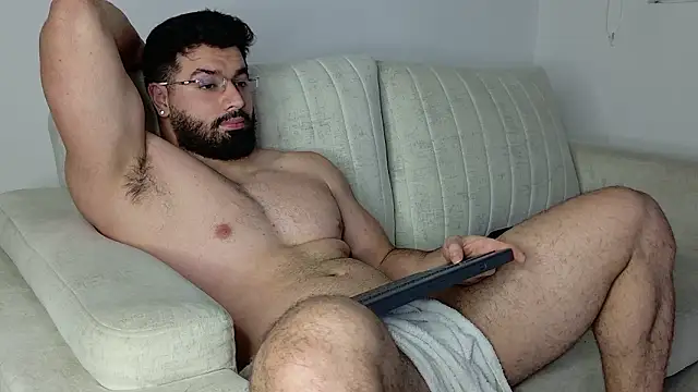 Snapshot of Roman_Lux chatting on 3, 2, 2026 Roman Lux online show from 3, 2, 2026