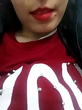 Snapshot of saraaxx1 chatting on 10, 3, 2025 saraaxx1 online show from 10, 3, 2025