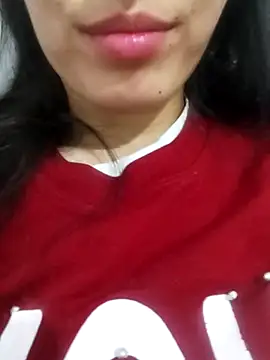 Snapshot of saraaxx1 chatting on 11, 3, 2025 saraaxx1 online show from 11, 3, 2025