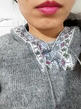 saraaxx1 online show from 12, 3, 2026