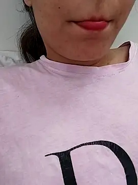 saraaxx1 online show from 12, 7, 2026