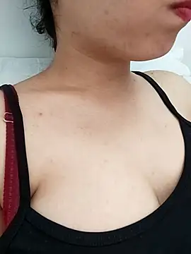 saraaxx1 online show from 18, 7, 2026