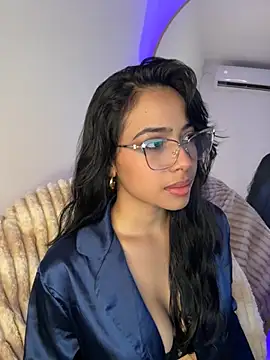  Emily Thompson  online show from 3, 3, 2026