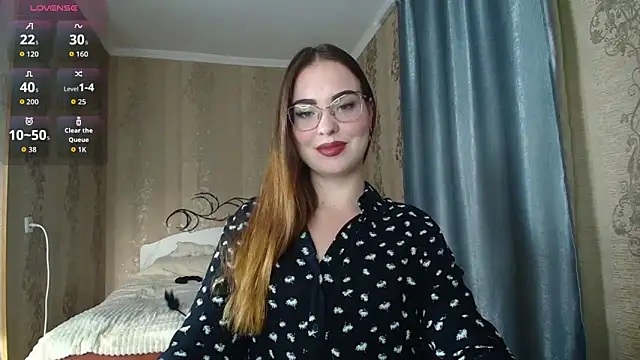 Snapshot of Leila_Kissyu chatting on 10, 5, 2026 Leila Kissyu online show from 10, 5, 2026