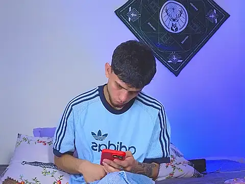 samevansx  online show from 4, 12, 2025