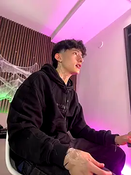 troy rouge online show from 27, 10, 2025