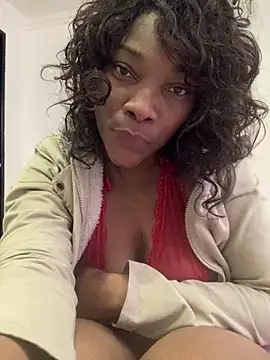 Nahomy gree online show from 13, 3, 2025