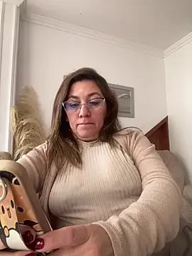 Snapshot of Luna-nevada chatting on 11, 5, 2026 Luna-nevada online show from 11, 5, 2026