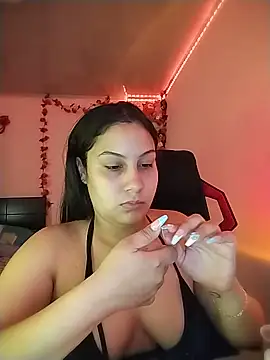 Snapshot of esmeralda_jadees chatting on 21, 5, 2026 esmeralda jadees online show from 21, 5, 2026