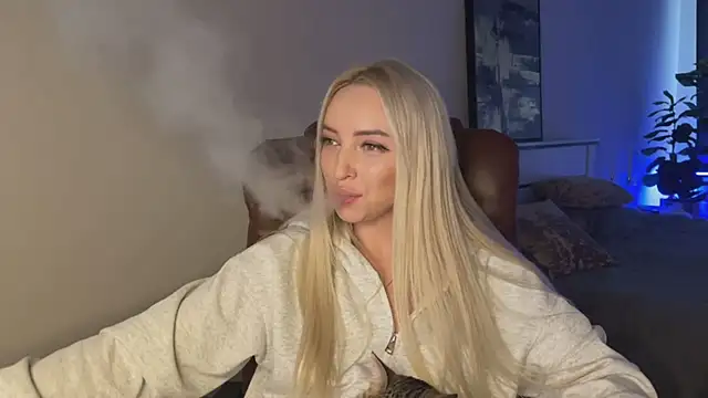 Snapshot of OhMyEmma chatting on 21, 5, 2026 OhMyEmma online show from 21, 5, 2026