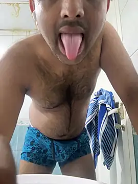 Snapshot of MIRTHICK2002 chatting on 17, 3, 2025 MIRTHICK2002 online show from 17, 3, 2025