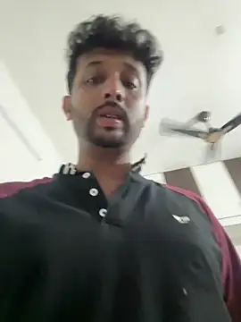 Snapshot of MIRTHICK2002 chatting on 29, 10, 2025 MIRTHICK2002 online show from 29, 10, 2025