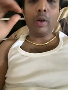 Snapshot of MIRTHICK2002 chatting on 13, 3, 2026 MIRTHICK2002 online show from 13, 3, 2026