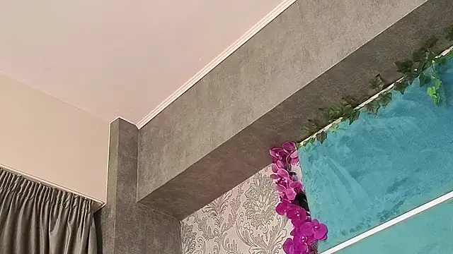 SunnyGlow online show from 6, 11, 2025