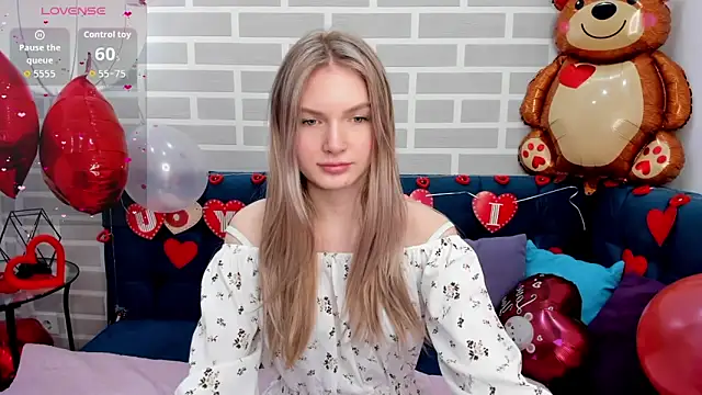 EvelineAmore online show from 8, 2, 2026