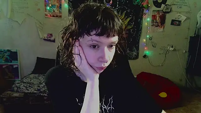 Snapshot of Lil_foxxx chatting on 22, 7, 2026 Lil foxxx online show from 22, 7, 2026
