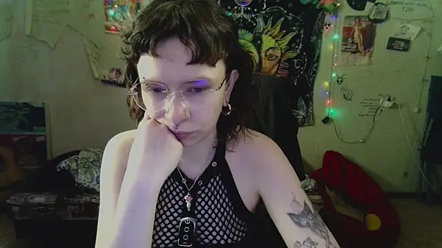 Snapshot of Lil_foxxx chatting on 27, 7, 2026 Lil foxxx online show from 27, 7, 2026