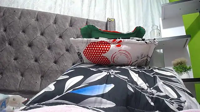 ANA-BULLOCK- online show from 14, 12, 2025