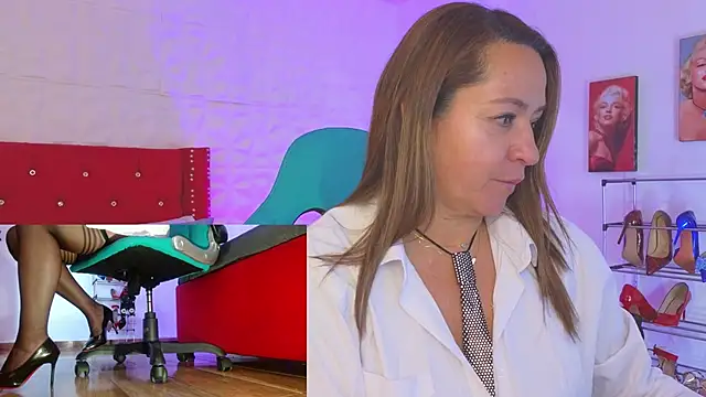 weet Evans    online show from 7, 10, 2025