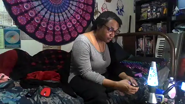 GardeniaFields online show from 15, 11, 2025