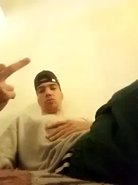 Snapshot of zbidoti chatting on 7, 3, 2025 zbidoti online show from 7, 3, 2025