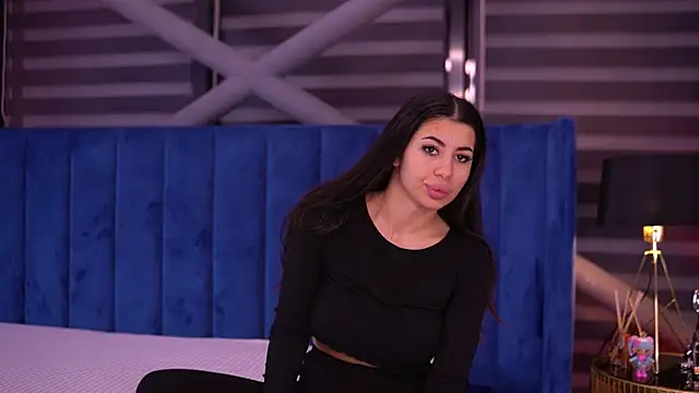 Snapshot of TanyaVonDe chatting on 10, 1, 2026 TanyaVonDe online show from 10, 1, 2026