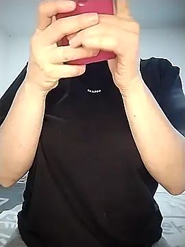 hotsexass online show from 4, 2, 2026