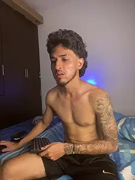 Snapshot of Zayn_kane chatting on 1, 7, 2026 Zayn kane online show from 1, 7, 2026