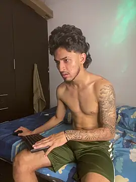 Snapshot of Zayn_kane chatting on 12, 7, 2026 Zayn kane online show from 12, 7, 2026