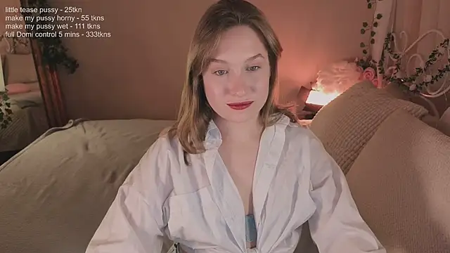 Snapshot of saint_trisha chatting on 21, 4, 2026 saint trisha online show from 21, 4, 2026