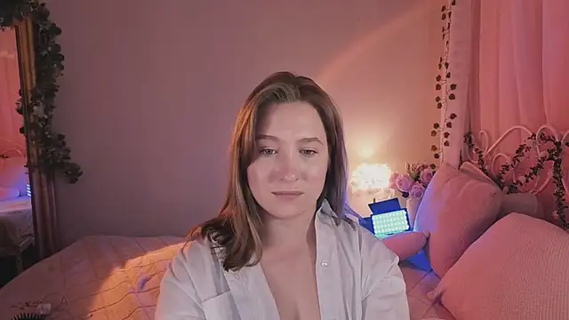 Snapshot of saint_trisha chatting on 5, 5, 2026 saint trisha online show from 5, 5, 2026