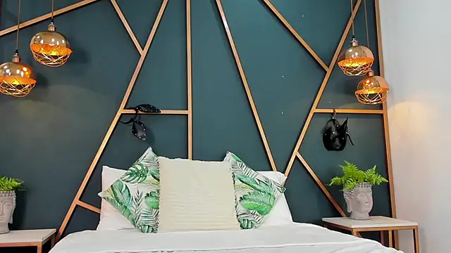 Lia Valmont online show from 20, 3, 2026