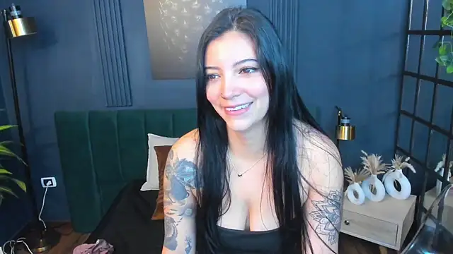 Snapshot of roxy_hell chatting on 10, 1, 2026 roxy hell online show from 10, 1, 2026