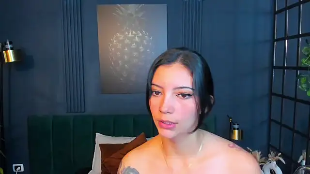 Snapshot of roxy_hell chatting on 11, 1, 2026 roxy hell online show from 11, 1, 2026