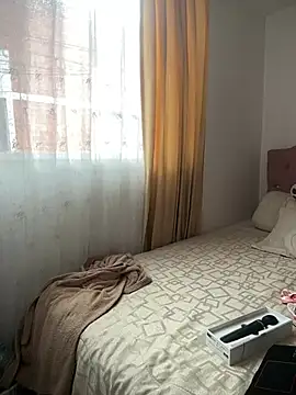 Snapshot of VictoriaGerard_Pink chatting on 15, 2, 2026 VictoriaGerard Pink online show from 15, 2, 2026