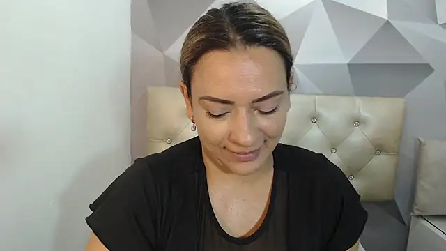 Milf-Prettyboobs online show from 10, 4, 2026