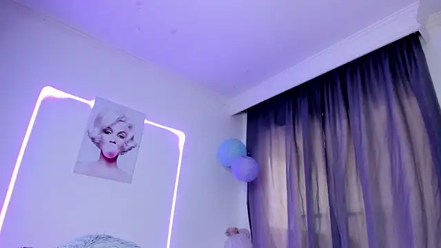 Snapshot of sweet_cinamon chatting on 2, 2, 2026 sweet cinamon online show from 2, 2, 2026