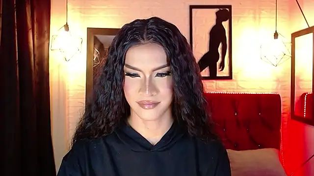 agatha rodriguez online show from 28, 11, 2025