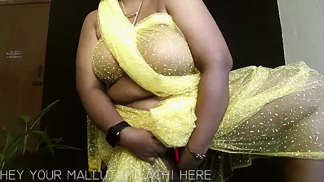 Snapshot of mallutamizhachi chatting on 12, 10, 2025 mallutamizhachi online show from 12, 10, 2025