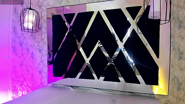 adara evanss online show from 10, 11, 2025