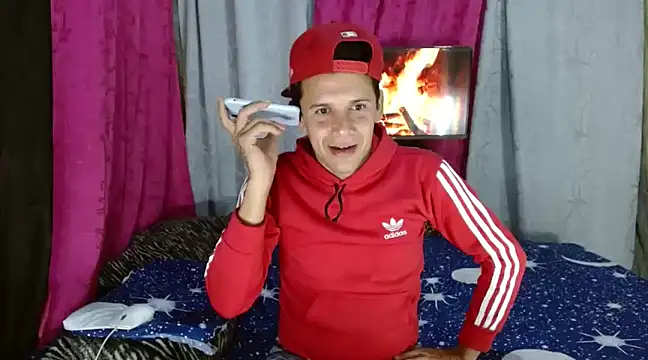 Snapshot of Hidden_Fantasies chatting on 15, 3, 2025 Hidden Fantasies online show from 15, 3, 2025