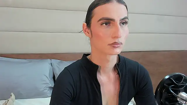 Snapshot of shantall_skinny chatting on 10, 9, 2025 shantall skinny online show from 10, 9, 2025