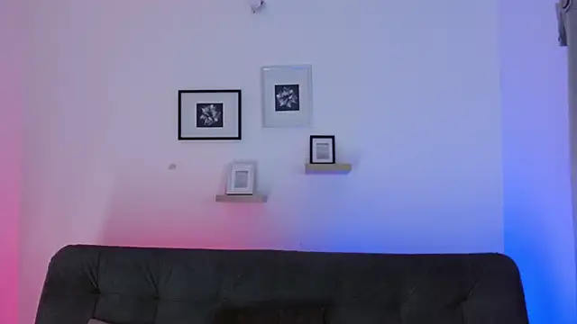 Snapshot of julian_vogue chatting on 12, 3, 2025 julian vogue online show from 12, 3, 2025