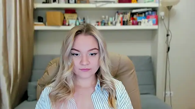 Kara Smith  online show from 9, 11, 2025