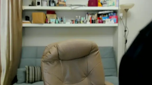 Kara Smith  online show from 13, 11, 2025