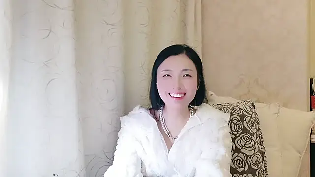 Rachel-6600 online show from 18, 11, 2025